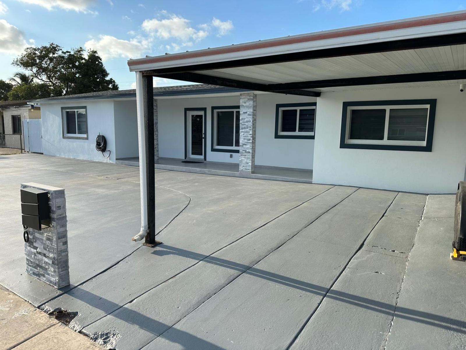 Adrien Guest Studio Miami Gardens Exterior photo