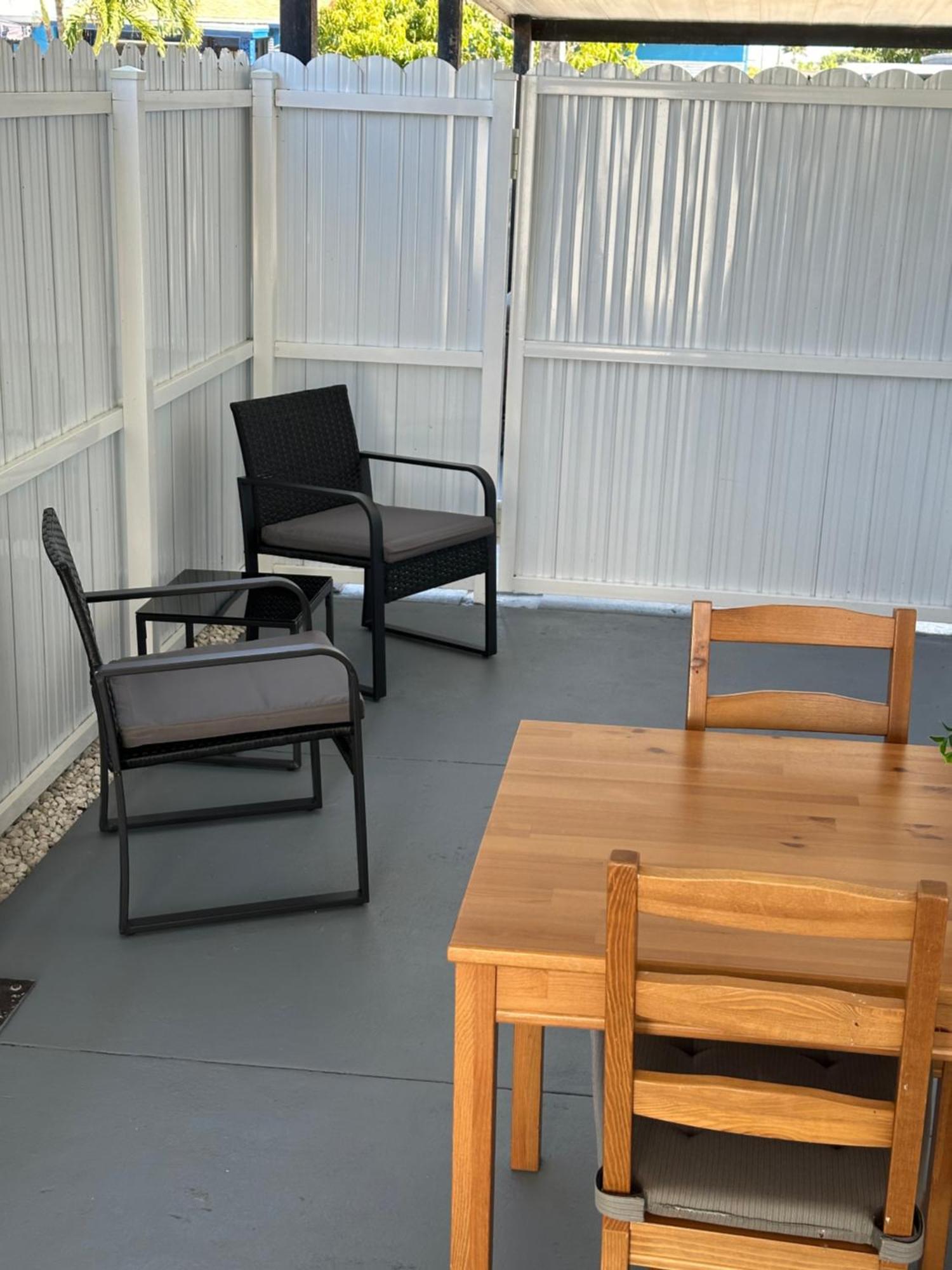 Adrien Guest Studio Miami Gardens Exterior photo
